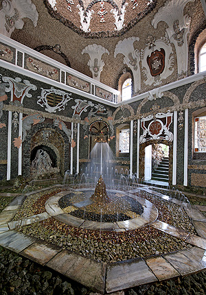 Bild: Grotte im Alten Schloss Eremitage