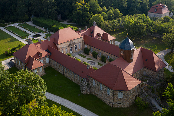 Bild: Altes Schloss Eremitage, Luftaufnahme
