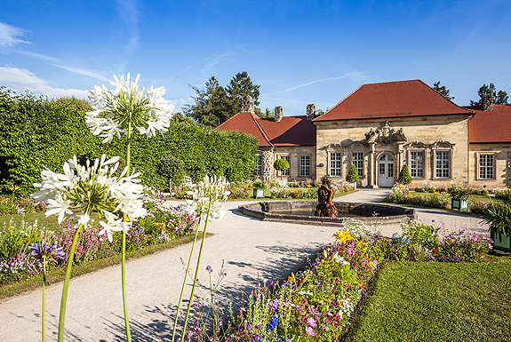 Bild: Altes Schloss mit Parterre